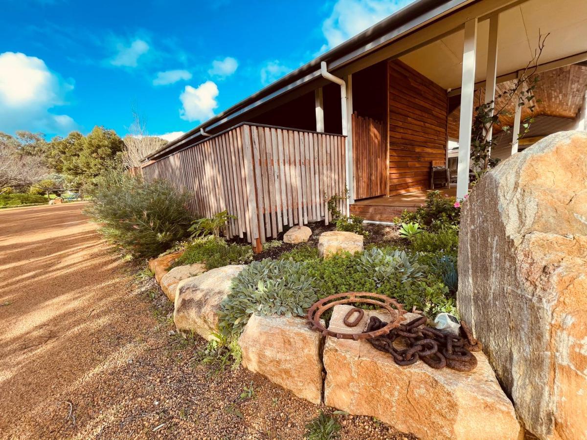 Grape Juice Retreat Rustic Romantic Gateway 5Mins To Beaches & Town Margaret River Luaran gambar